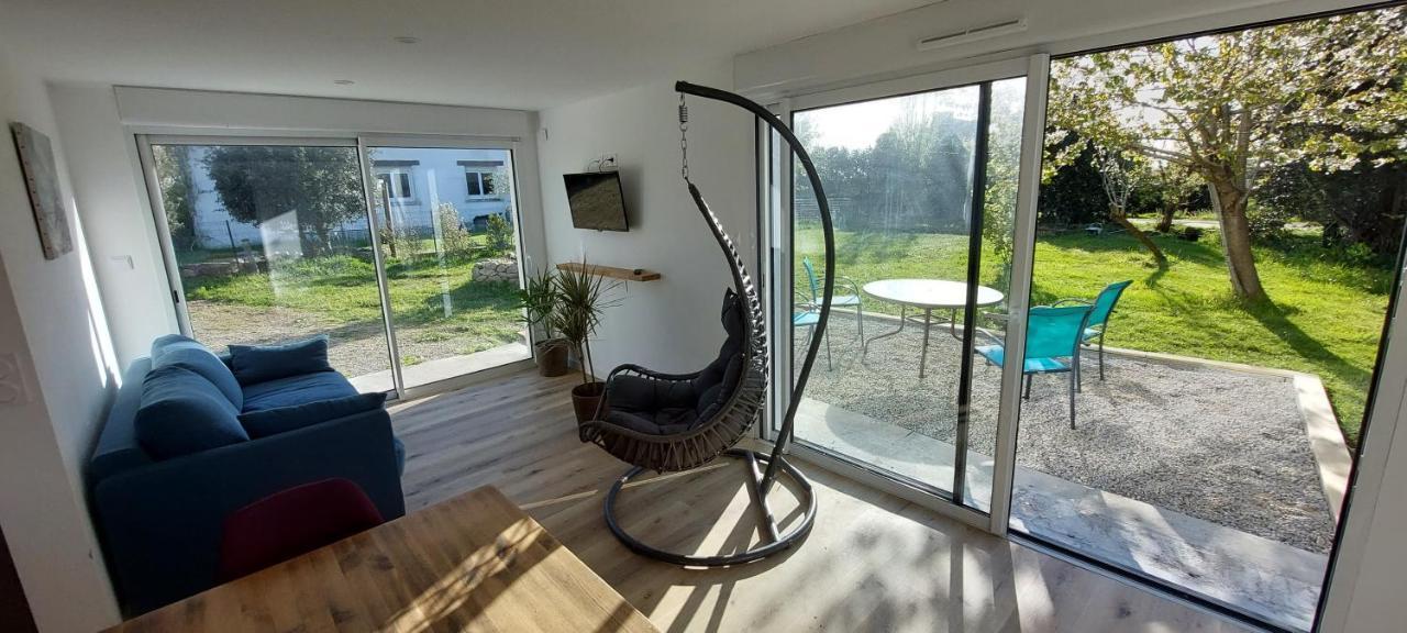 Maison De Vacances: Seaside Retreat with Private Garden Plouhinec  Exterior photo